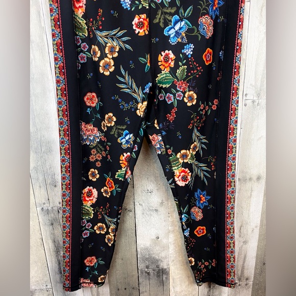 Johnny Was Ardell High Waist Sculpting Legging in Black Multi Size XXL. - Picture 6 of 16